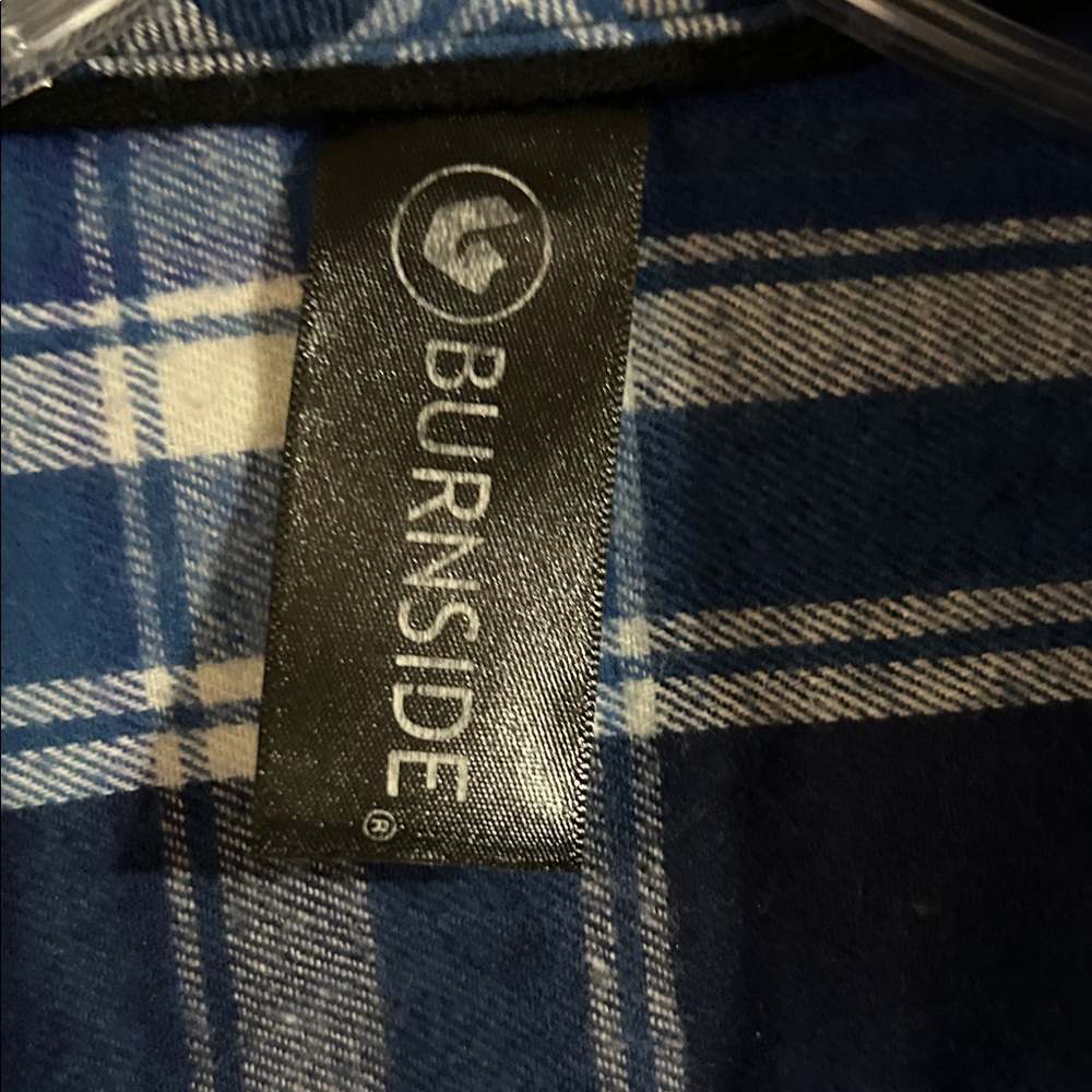 Bud Light XXL Flannel is excellent condition - Picture 3 of 5
